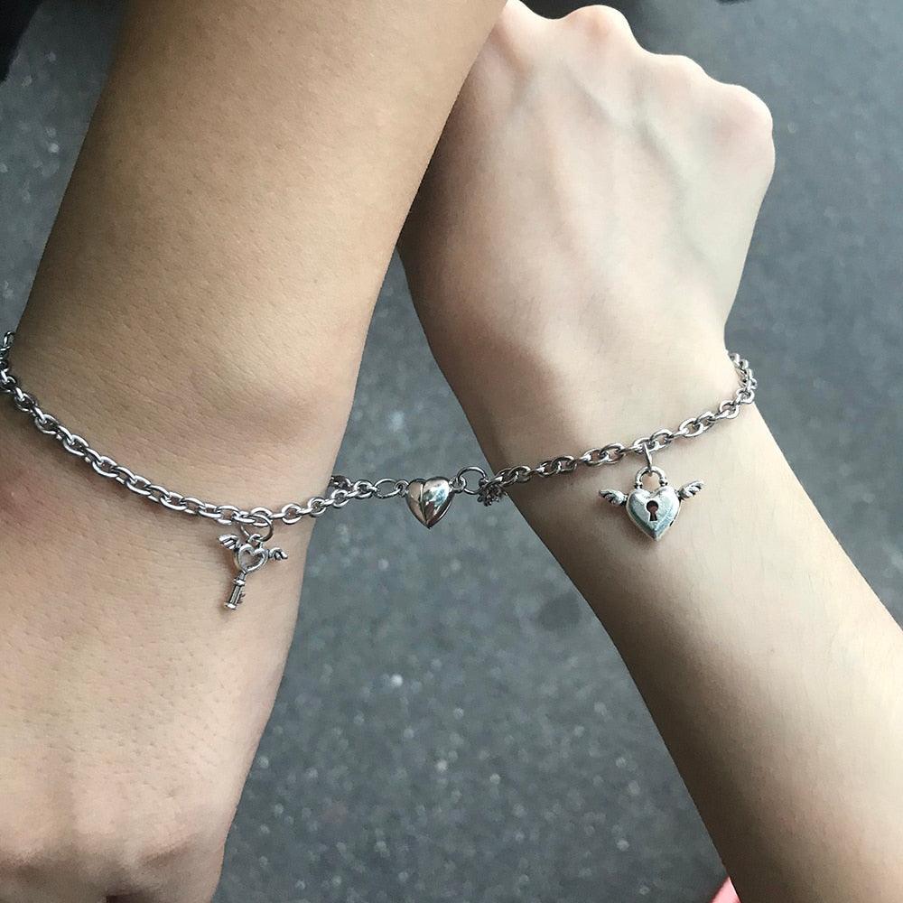 1Pair Couple Bracelets Magnetic Bracelet Heart Shaped Stainless Steel Angel Wing Love Lock Heart Charm Magnet Couples Bracelet Stainless Steel Chain Bracelets Charm Jewelry Matching Relationship Bracelets