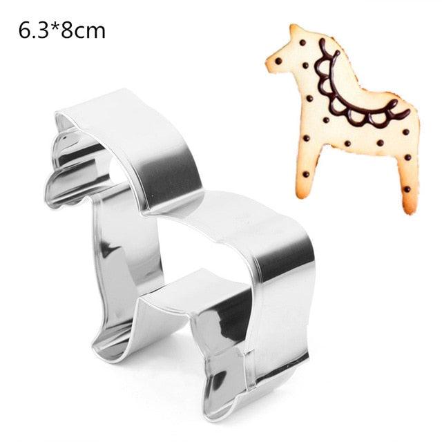 1PC Kitchen Cookie Cutter Cat Shaped Aluminium Mold Sugarcraft Cake Cookies Pastry Baking Cutter Mould Cake Decorating Tools Cute Cat Cookie Cutter Mold Cookie Stamp Perfect For Baking Treats Cookies And Crafts