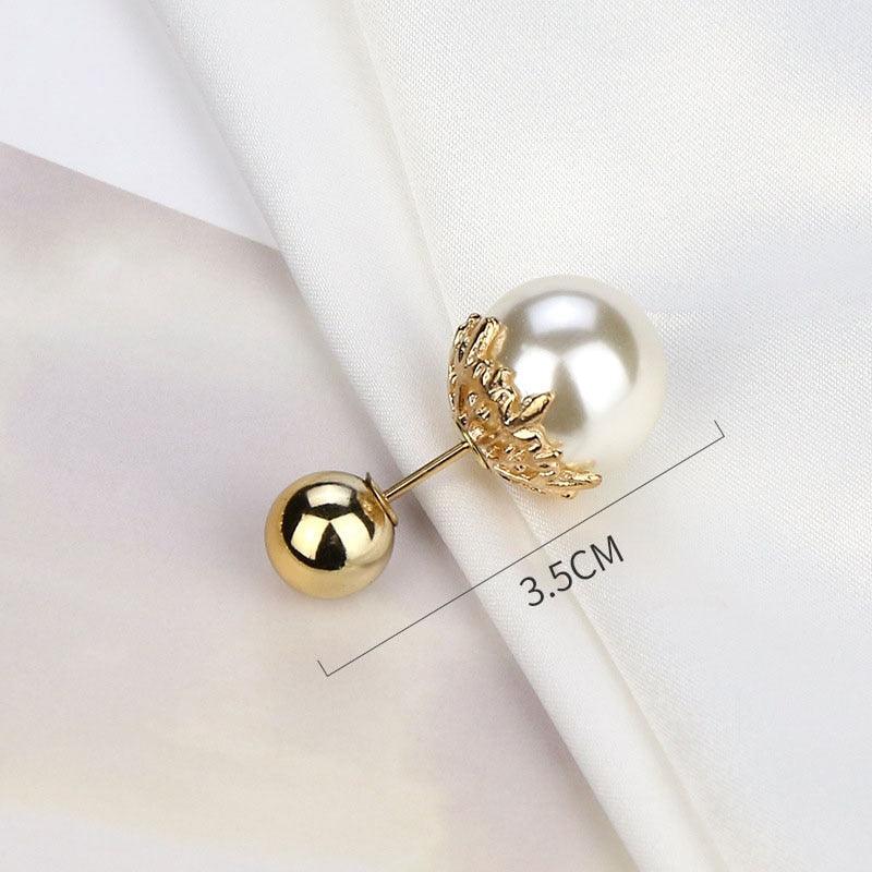 1pcs Fashion Pearl Fixed Strap Charm Safety Pin Sweater Cardigan Clip Brooches Rhinestone Metal Jewelry Sweater Shawl Clips Faux Crystal and Pearl Pins for Fixing on Sweaters