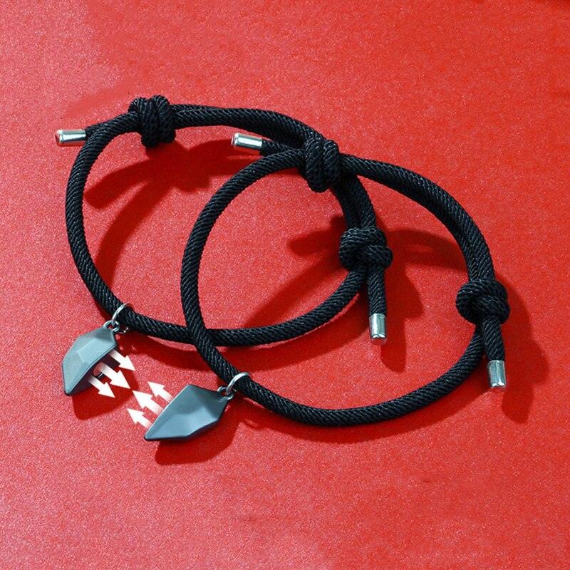 2Pcs Heart Matching Friendship Couple Minimalist Bracelet Rope Braided Magnetic Distance Bracelet Magnetic Matching Heart Bracelet For Him Her Couple Gift For Girlfriend Boyfriend Lover Wife Husband