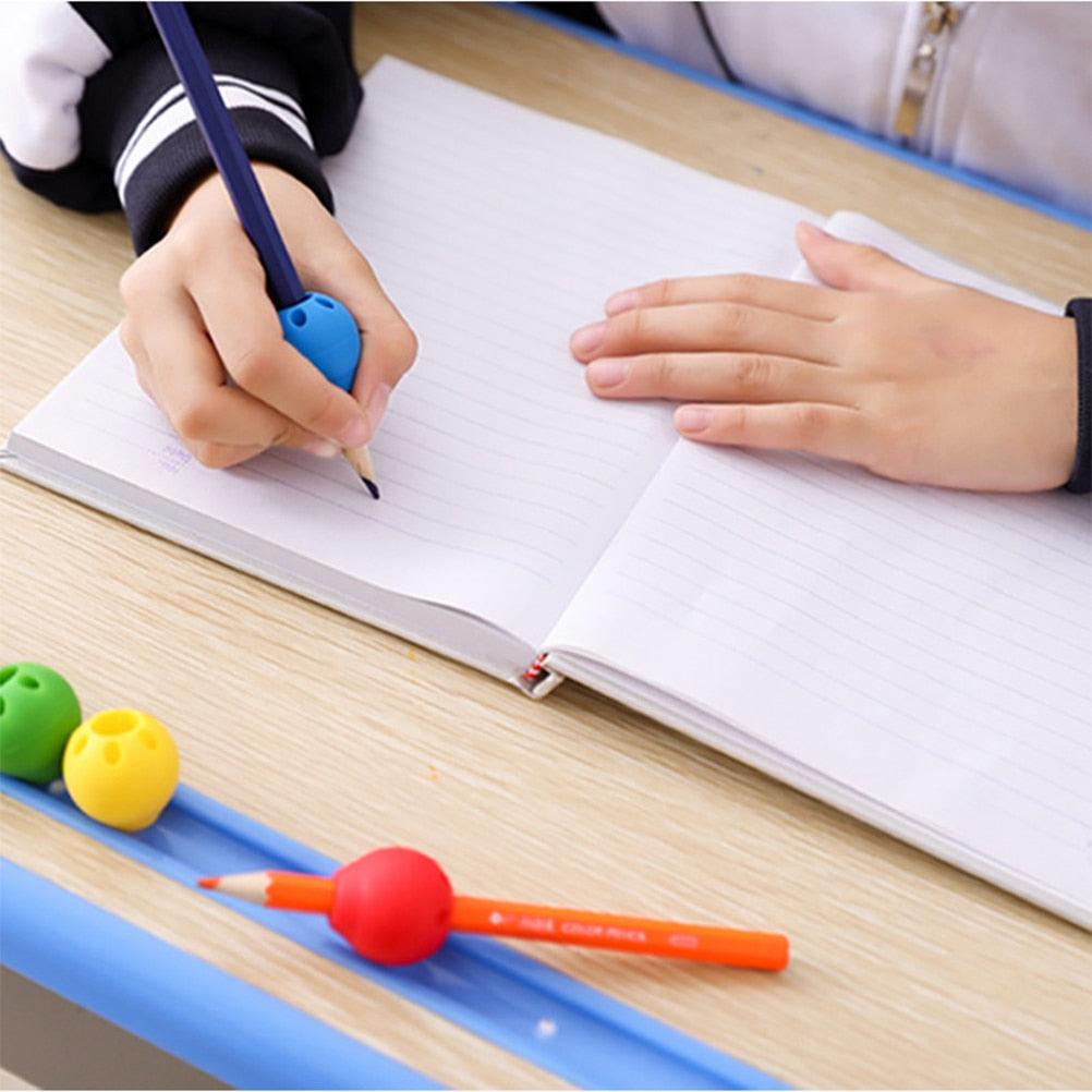 3Pcs Silicone Writing Aid Grip Pencil Aids Children for Child Pencil Pen School Pencil Grips for Kids Adults Silicone Pencil Grips Round Handwriting Aid Tools for Handwriting Drawing