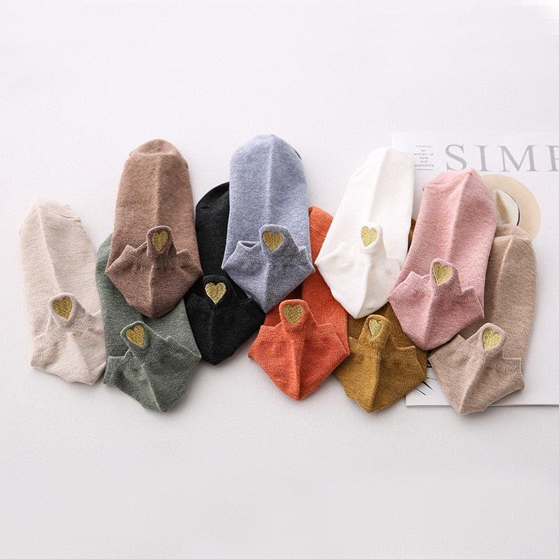 4 Pairs Fashion Socks New Spring Cotton Non-Slip No-Show Boat Socks Novelty Girls Cute Heart Embroidery Casual Funny Ankle Socks Pack For Women