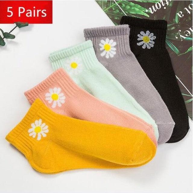 5 Pairs Fashion Unisex Cute Cartoon face Patterned Long Socks Soft Breathable Cotton Material Sport Summer Warm Winter Funny Harajuku Socks For Men And Women