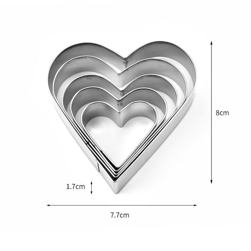 5Pcs/Set Heart Shape Cookie Cutter Mold New Year Decoration Cake Biscuit Baking Tools Christmas Cookie Moulds Kitchen Tools Heart Shaped Cookie Cutters Stainless Steel Biscuit Pastry Cutters