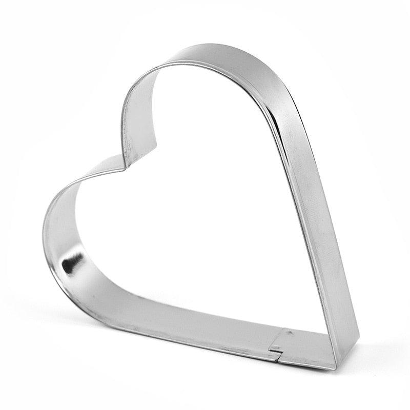 5Pcs/Set Heart Shape Cookie Cutter Mold New Year Decoration Cake Biscuit Baking Tools Christmas Cookie Moulds Kitchen Tools Heart Shaped Cookie Cutters Stainless Steel Biscuit Pastry Cutters