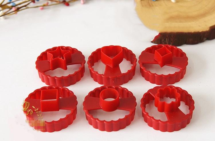 6Pcs Cookie Cake Cutter Decorating Fondant Cutters Tool Cookie Cutters Round Multifunctional Fudge Pastry Baking Mold Star Cookie Cutter Heart Center