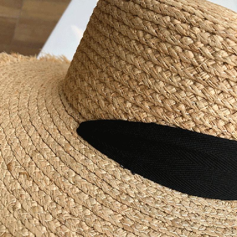 Vintage Straw Hat Women Wide Sun Protection Beach Hat Black And White Ribbon Bowknot Cute Design Straw Cap Women Elegant Summer Hat Beach Fedoras Casual Ladies Flat Top Hat