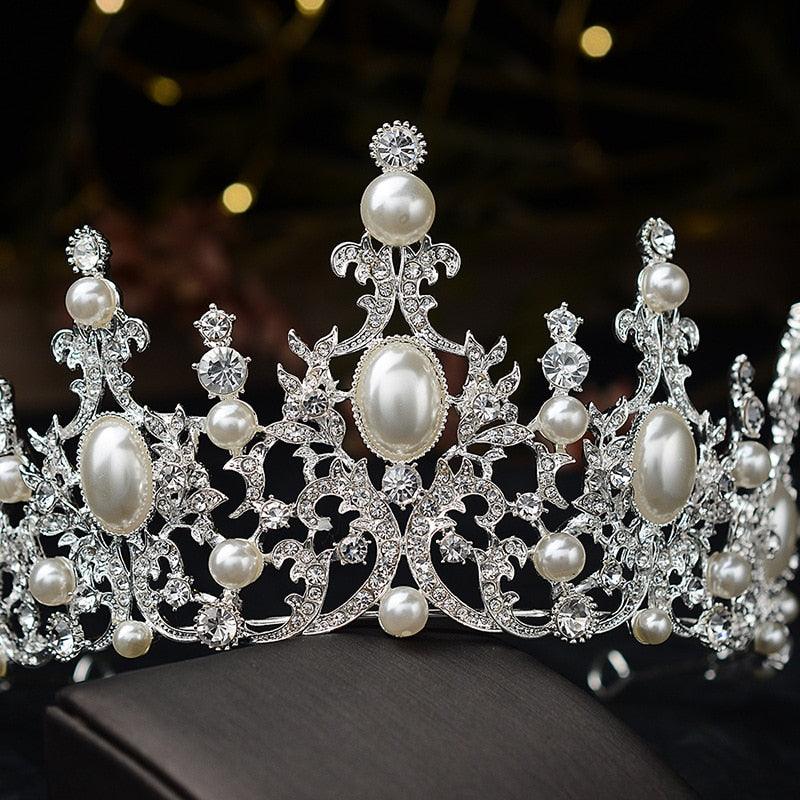 Luxury Silver Plated Crystal Pearls Bridal Tiaras Crown Rhinestone Pageant Headbands Wedding Hair Accessories Bride Headdress Elegant Pearl Crown Princess Birthday Wedding Headdress Hair Accessories