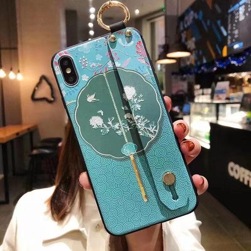 Cartoon Cute Cat Wrist Strap Soft Phone Case For Iphone 13 11 12 14 Pro Max X Xr Xs Max Se 2020 7 8 Plus 14plus Holder Cover Thanksgiving Cute Cats Silicone Case For Iphone