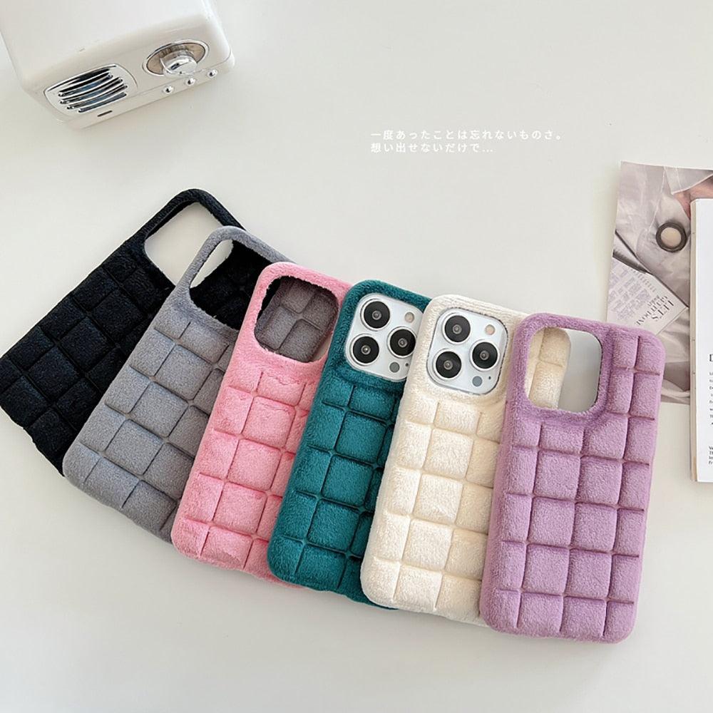 Fashion Fur Winter Warm Plush Square Lattice Solid Color Phone Case For iPhone 14 13 12 11 Pro Max Plus Fluffy Back Cover Case Silicon Soft Fluffy Furry Shockproof Protective Phone Case for iPhone