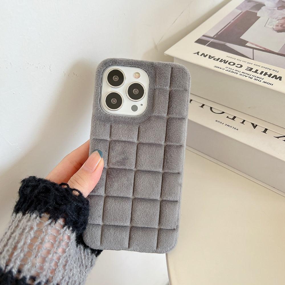 Fashion Fur Winter Warm Plush Square Lattice Solid Color Phone Case For iPhone 14 13 12 11 Pro Max Plus Fluffy Back Cover Case Silicon Soft Fluffy Furry Shockproof Protective Phone Case for iPhone