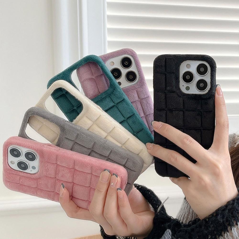 Fashion Fur Winter Warm Plush Square Lattice Solid Color Phone Case For iPhone 14 13 12 11 Pro Max Plus Fluffy Back Cover Case Silicon Soft Fluffy Furry Shockproof Protective Phone Case for iPhone