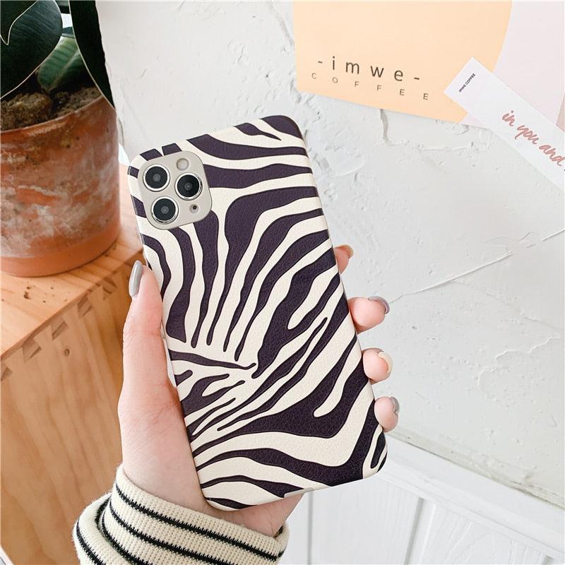 Luxury Leather Black White Zebra Pattern Phone Case for iPhone 13 12 11 14 Pro Max Xs Xr 7 14 plus Anti-fall Soft Silicone Back Cover Soft Slim Thin Luxury Shockproof Shiny Case for Girls and Women Zebra Print iPhone Case