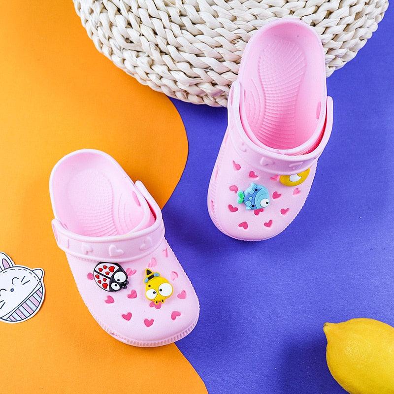 Baby Hole Shoes Summer New Children Nice Non-Slip Soft Floor Boys Girls Beach Sandals Clogs for Boys and Girls Non-Slip Breathable Kids Clogs Garden High Elasticity Kids Sandals Indoor Outdoor Waterproof Beach Sandals