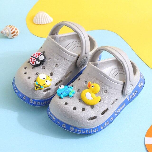 Baby Hole Shoes Summer New Children Nice Non-Slip Soft Floor Boys Girls Beach Sandals Clogs for Boys and Girls Non-Slip Breathable Kids Clogs Garden High Elasticity Kids Sandals Indoor Outdoor Waterproof Beach Sandals