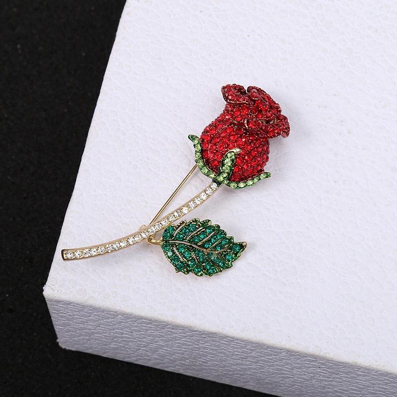 Beautiful Rose Flower Brooches Women Luxury Red Rose Flower Elegant Crystal Rhinestone Brooch Pin Charming Gift For Women Lady Elegant Flower Pin Summer Design Party Valentine Day Gift