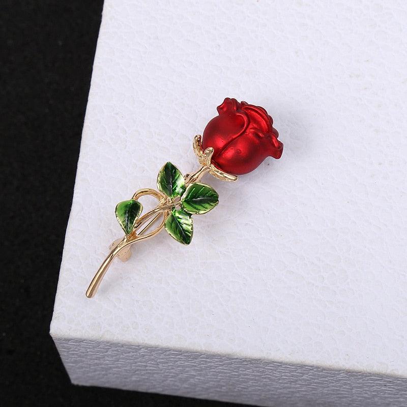 Beautiful Rose Flower Brooches Women Luxury Red Rose Flower Elegant Crystal Rhinestone Brooch Pin Charming Gift For Women Lady Elegant Flower Pin Summer Design Party Valentine Day Gift