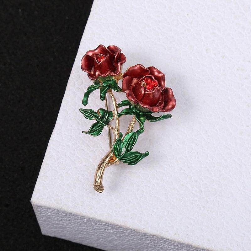 Beautiful Rose Flower Brooches Women Luxury Red Rose Flower Elegant Crystal Rhinestone Brooch Pin Charming Gift For Women Lady Elegant Flower Pin Summer Design Party Valentine Day Gift