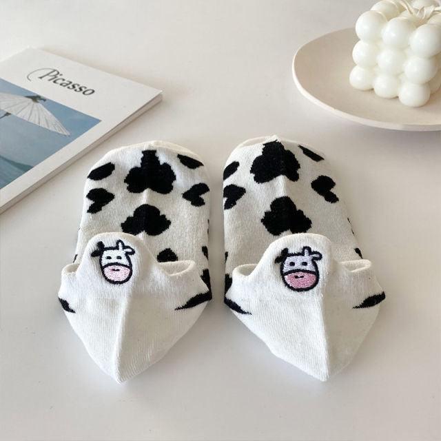 Black And White Embroidery Female Tide Socks Shallow Mouth Summer Cartoon Cow Cute Fashion Boat Socks Unisex Men And Women Cotton Ankle Socks