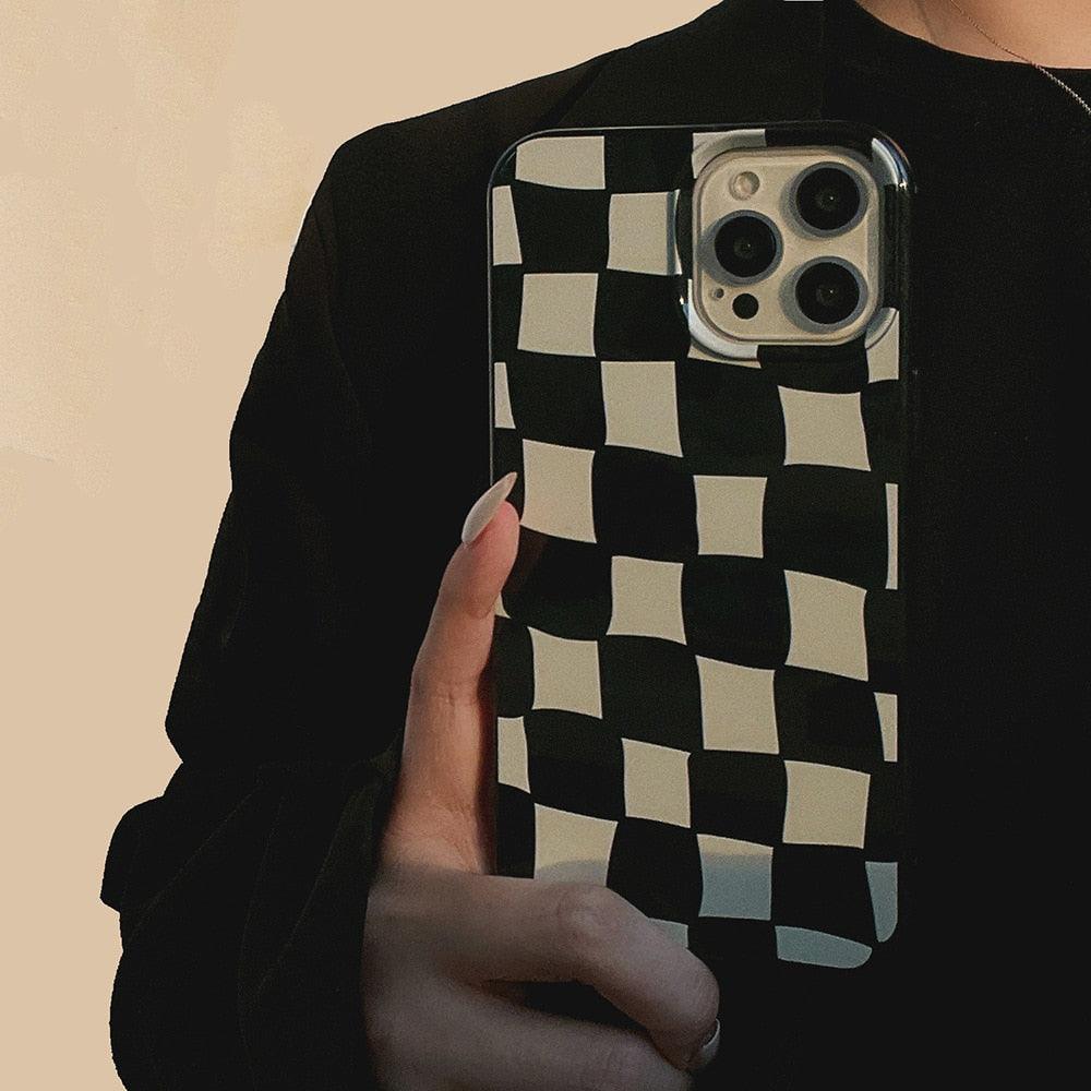 Black White Luxury Checkerboard Soft Phone Case For iPhone 14 13 12 11 Pro Max Mini X XR 7 8 Plus XS Shockproof Protective Cover Unisex Modern Phone Case Elegant Design