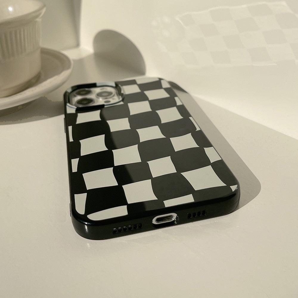 Black White Luxury Checkerboard Soft Phone Case For iPhone 14 13 12 11 Pro Max Mini X XR 7 8 Plus XS Shockproof Protective Cover Unisex Modern Phone Case Elegant Design