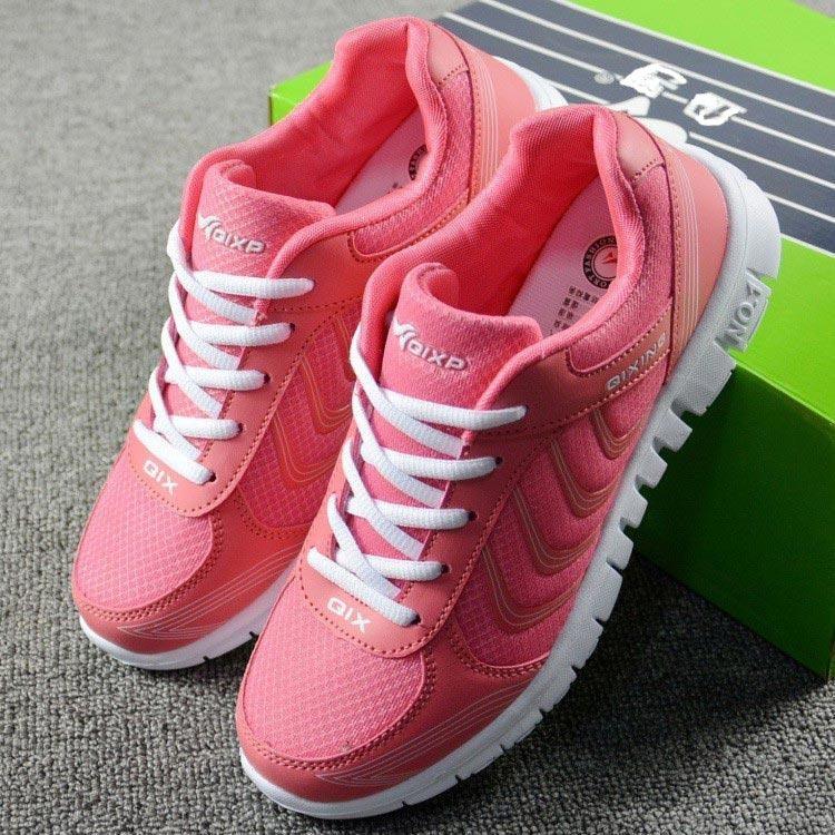 Breathable Fashion Women Sneakers White Women Casual Shoes Athletic Road Running Mesh Breathable Casual Sneakers Lace Up Comfort Sports Student Fashion Tennis Sneakers