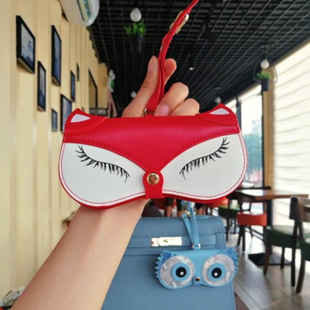 Charming Eye Portable Sun Glasses Lips Leather Eyewear Case Sunglasses Cute Protection Bags Leather Sunglasses Case Holder Eyeglasses Portable Glasses Pouch With Hook Strap For Women Girls