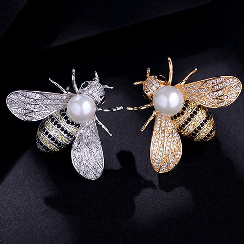 Charming Small Rhinestone Bee Brooch Luxury Insect Brooch Pin Elegant Everyday Comfortable Brooch Women Delicate Little Bee Brooches Lightweight Pin Brooch Jewelry Gifts For Girl