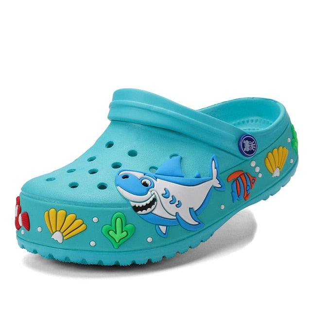 Children Summer Cartoon Sandals Quick-Dry Beach Kids Clogs Slippers Light-Weight Wear-Resistant Boy Girl Shoes Comfort Clogs Kids Slip On Garden Shoes Boys Lightweight Outdoor Beach Pool Slide Sandals