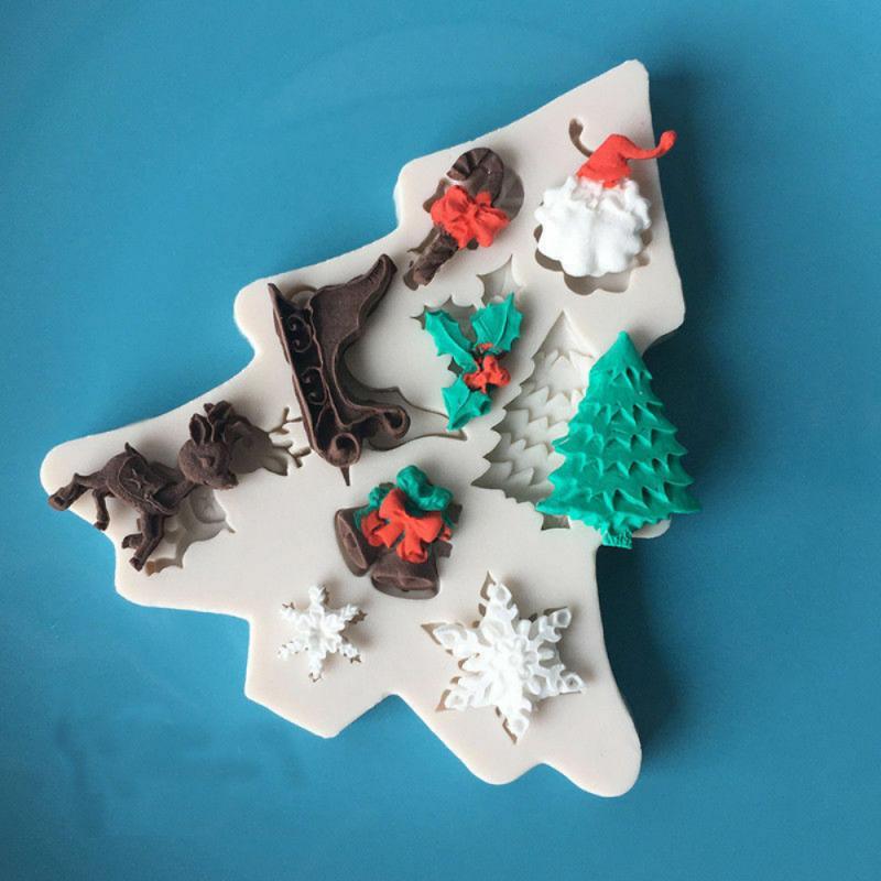 Christmas Decorating Pattern Silica Gel Cake Molds Baking Appliance Chocolate Sugar Cake Decoration Tools Silicone Mold Christmas Tree Snowman Santa Socks Bells Snowflake Shapes Mold Baking Tray