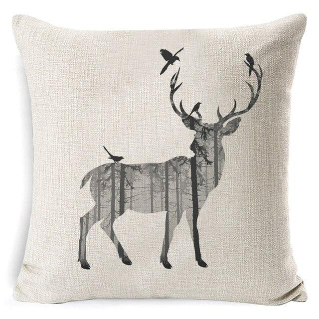 Christmas Deer Cushion Cover Soft Plush Pillow Deer Throw Pillow Covers Decorative Animal Pillowcase Cotton Linen Cushion Cover For Couch Bed Home Office Throw Pillow Cover Christmas Pillow Case 45x45CM