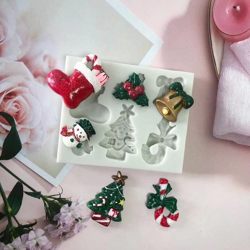 Christmas Snowman Silicone Mold Socks Leaf Bell Tree Cake Decoration Chocolate Fondant Baking Supplies 3D Art Xmas Molds Snowflake Silicone Mold Santa Claus Snowman Christmas Tree Fondant Mold