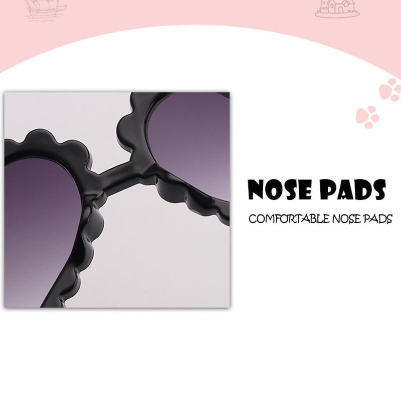 Classic Children's Fashionable  Cute Heart-Shaped Sunglasses  Designer Personalized Flower  Love Baby Sunglasses  Block 90% Of UVB and UVA Rays over sized heart shaped sunglasses