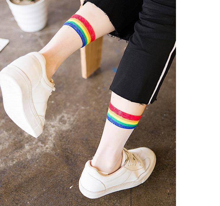 Classic Letter Print Fashion Sporty Short Socks Girls Cute Harajuku Socks Casual Cool Skateboard Socks Made Out Of Pure Cotton Breathable Socks For Men And Women