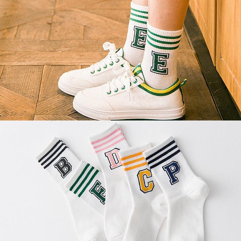 Classic Letter Print Fashion Sporty Short Socks Girls Cute Harajuku Socks Casual Cool Skateboard Socks Made Out Of Pure Cotton Breathable Socks For Men And Women