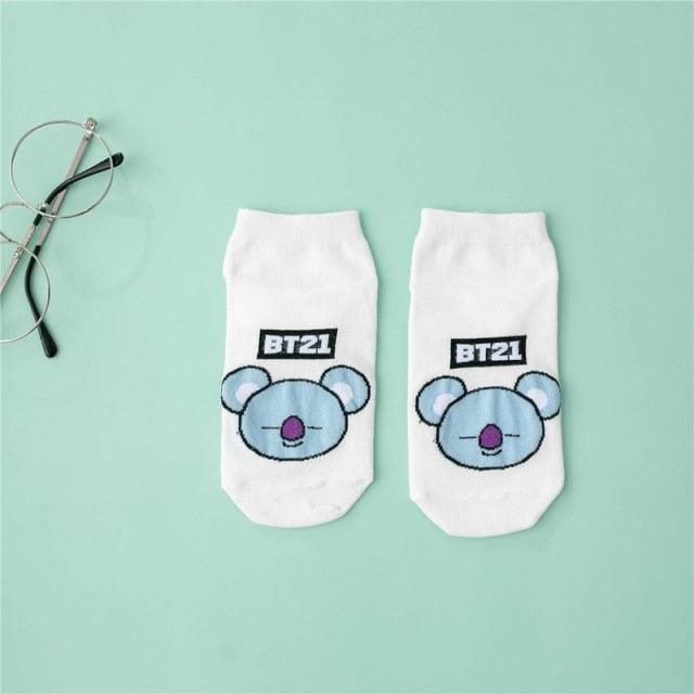 Comfortable Cotton White Cartoon Panda Heart Bear Pattern Socks Kawaii Cute Anime Style Invisible Ankle Socks Funny Boat Socks For Men And Women