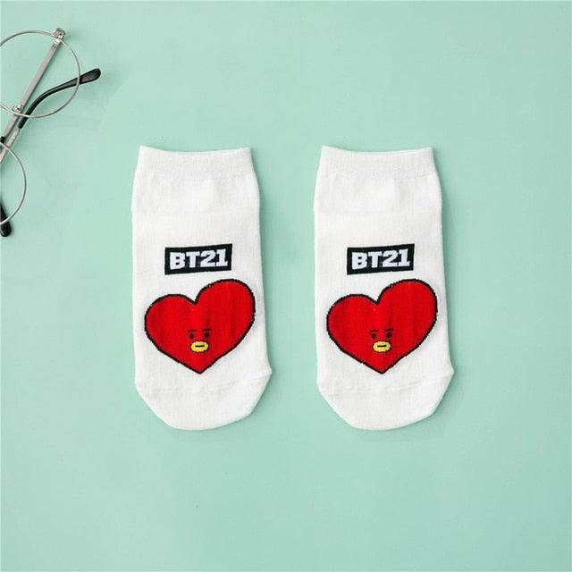 Comfortable Cotton White Cartoon Panda Heart Bear Pattern Socks Kawaii Cute Anime Style Invisible Ankle Socks Funny Boat Socks For Men And Women