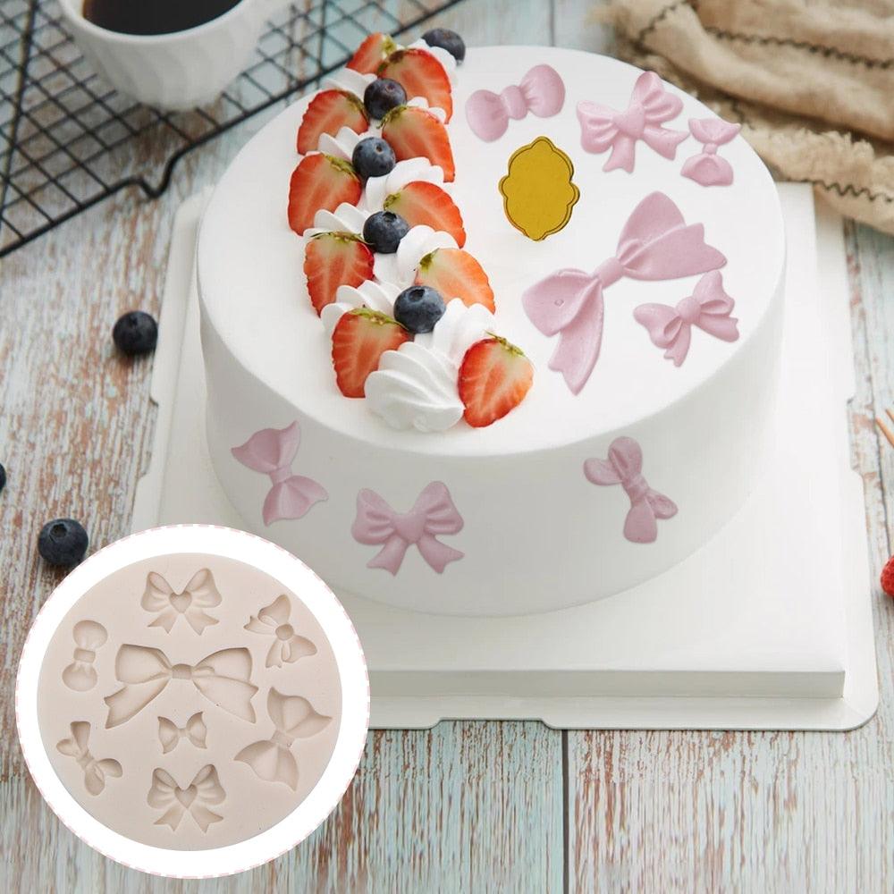 Creative Butterfly Shape Silicone Mold Fondant Candle Mould Resin Molds Homemade Cake Decorate Kitchen Accessories Food Grade Silicone Fondant Mold Reusable Ice Candy Mold