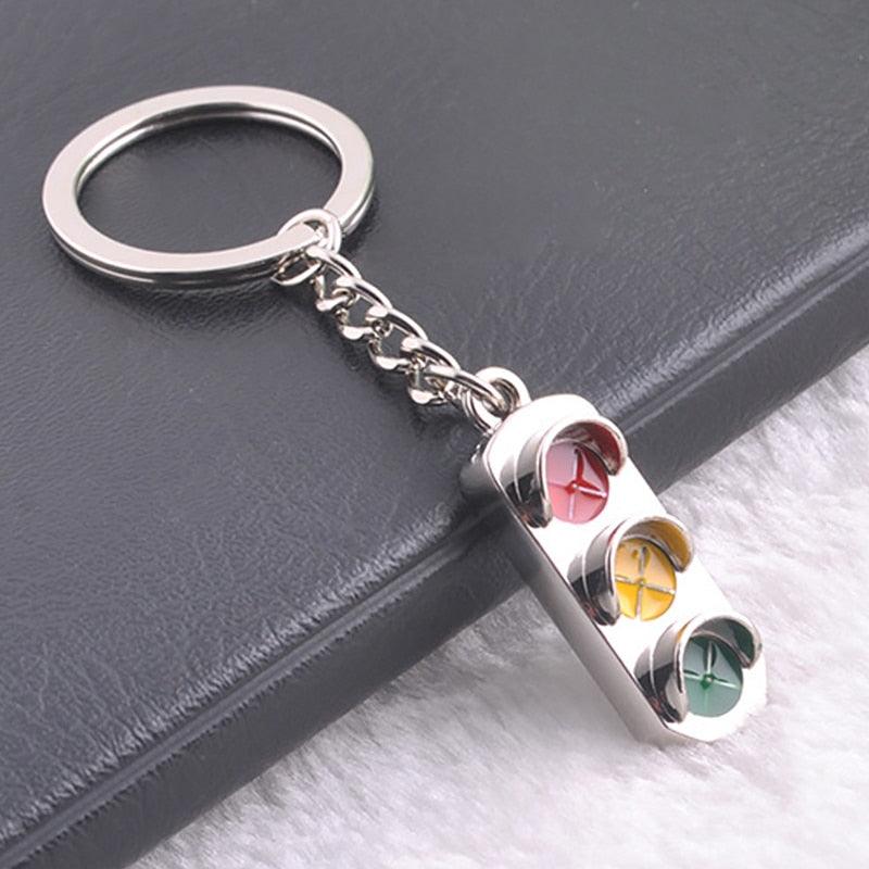 Creative Traffic Safety Light Keychain Car Key Chain Traffic Lights Key Chain Car Key Ring Alloy Key Chain Versatile Metal Gift Traffic Lights Key Ring New Style Key Holder For Men Women