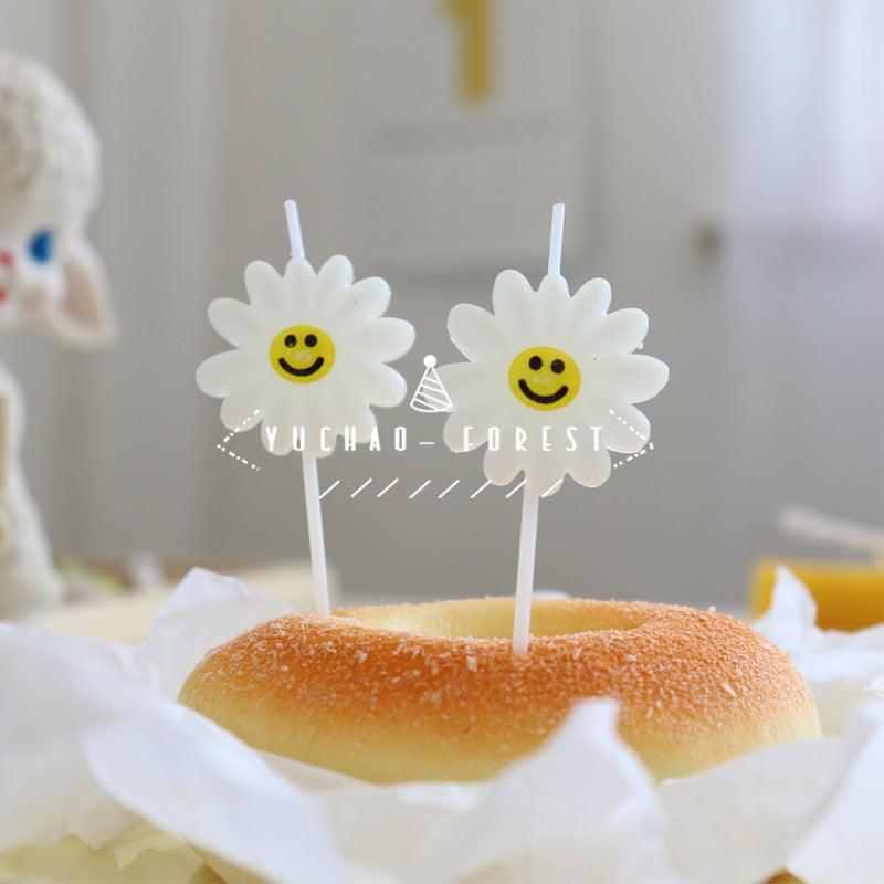 Cute Birthday Candle Daisy Birthday Candles Kids With Smiley Faces Children's Birthday Candles Birthday Cake Decorations Themed Party Supplies Lovely Flower Candles Daisy Shape - ALLURELATION - - Stevvex.com