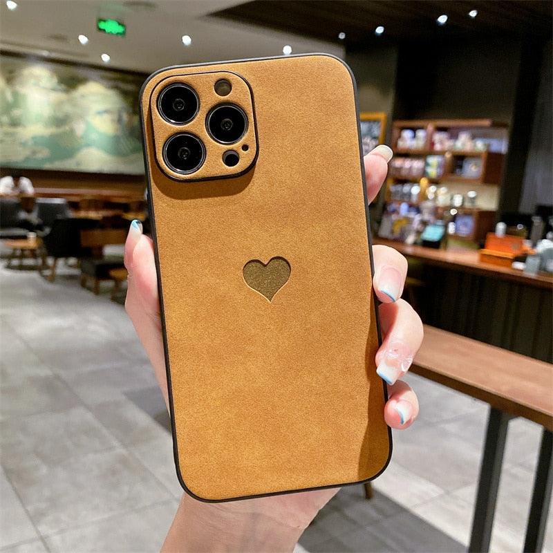 Cute Love Heart Leather Phone Case Soft Shockproof Case for Women Fashion Love Heart Leather Phone Case For iPhone 13 12 11 Pro Max X XR XS Max Camera Protection Soft Back Phone Cover For Couples