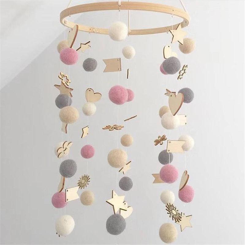 Cute Wool Ball Wind Chimes Newborn Baby Bed Bell Dream Catcher String Pendant Kids Room Decoration Wooden Wind Chime Bed Bell Nursery Crib Bed Bell Baby Bedroom Ceiling Wooden Beads Wind Chime Wall Hanging Ornament