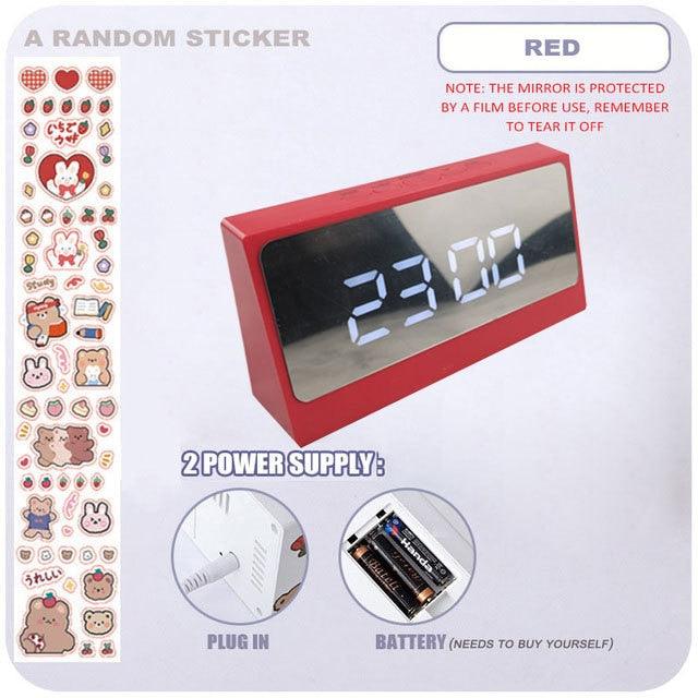 Digital Clock Table Clock Snooze Alarm Cute Silent Mirror Clock Student Desktop Mirror Surface LED Alarm Clock with USB Charger 12/24H Easy Snooze Function Adjustable Brightness Alarm Clocks for Bedroom LED Clock Electronic Clock for Children