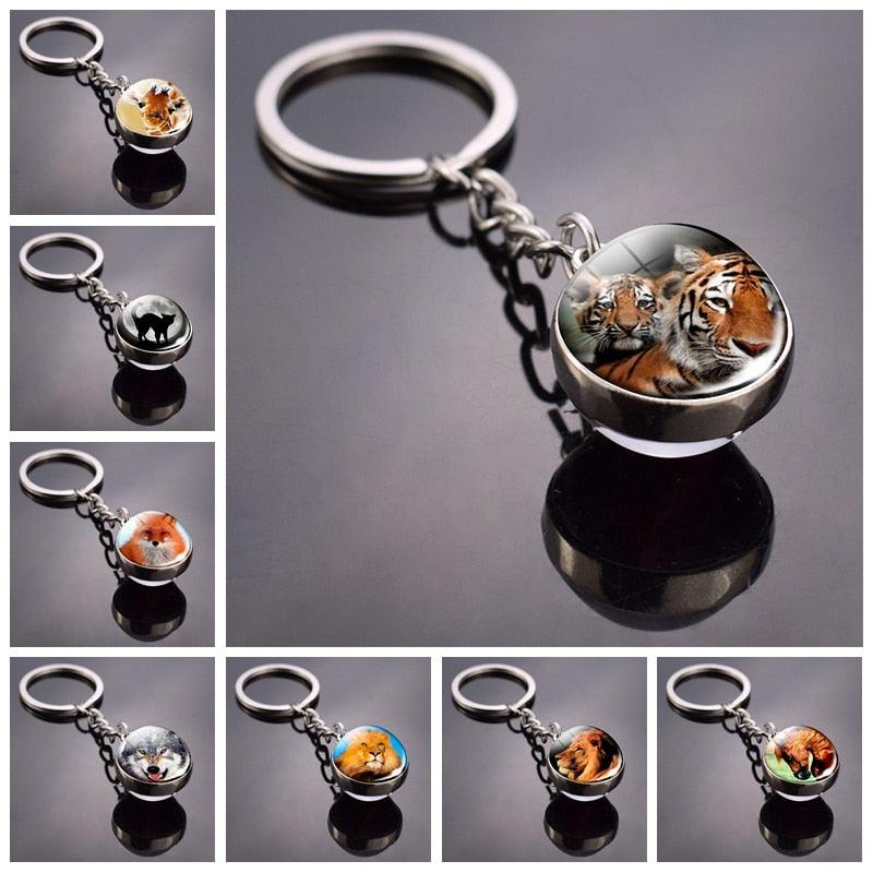 Double Side Glass Ball Animal Keychain Transparent Glass Beads Pendant Tiger Wolf Fox Lion Key Chain Black Cat Horse Moon Key Ring Pendant Charm Bag Key Chain Holder Glass Ball Key Chain Pendant Glow in The Dark