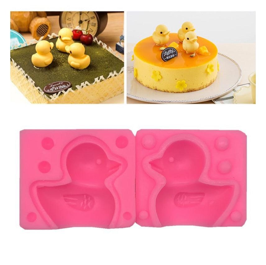 Duck Shaped Silicone Mold Fondue Cake Decorating Tool Candy Cookie Chocolate Mold Kitchen Baking Tool 3D Duck Silicone Mold Rubber Duck Silicone Mold