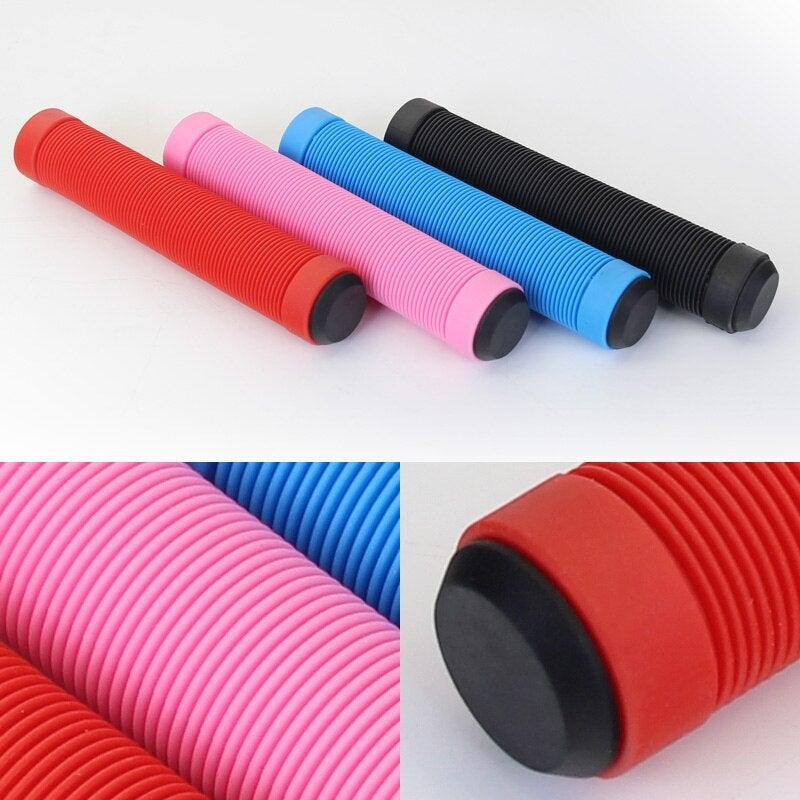 Durable Anti Slip Scooter Grips Soft Bike Handlebar Grips Anti-Slip Bicycle Grips Freestyle Cycling Grips Race Mountain Bike Handlebar Grips Single Lock-On Ring Collar Bicycle Handle Bar