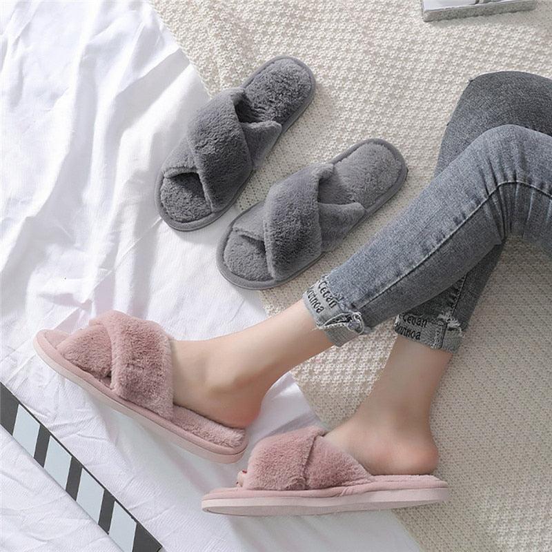 Elegant Warm Fluffy Slippers Women Faux Fur Indoor Floor Slides Flat Soft Furry Shoes Non Slip House Soft Plush Cozy House Shoes Furry Open Toe Indoor Outdoor Slip On Warm Winter Shoes