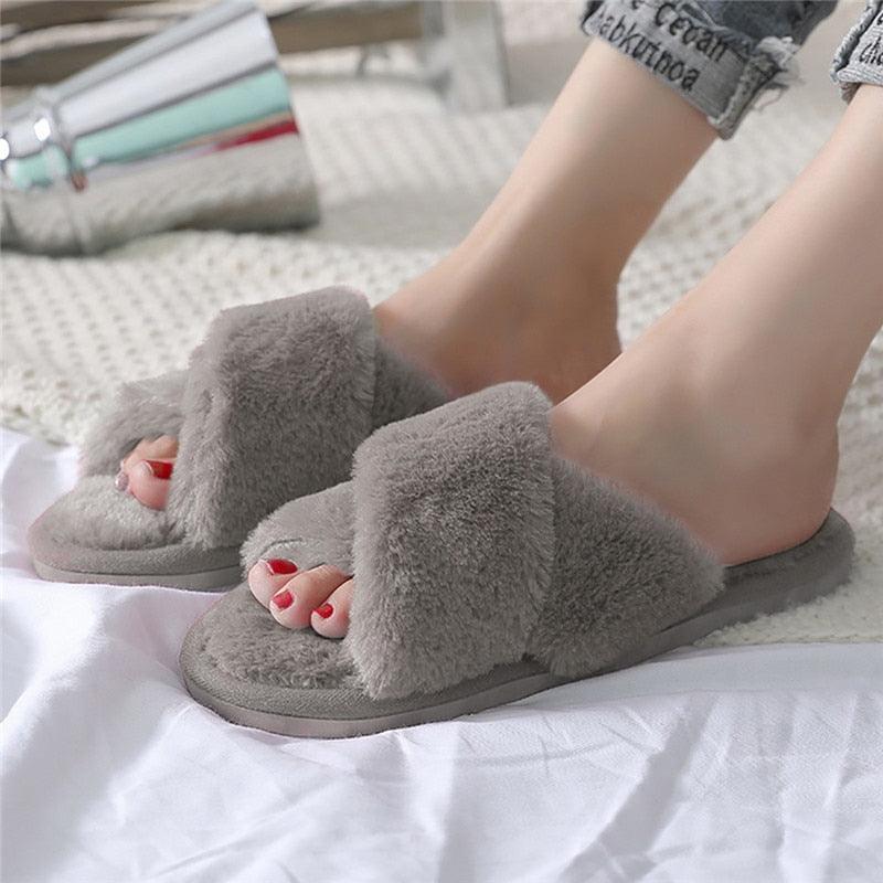 Elegant Warm Fluffy Slippers Women Faux Fur Indoor Floor Slides Flat Soft Furry Shoes Non Slip House Soft Plush Cozy House Shoes Furry Open Toe Indoor Outdoor Slip On Warm Winter Shoes