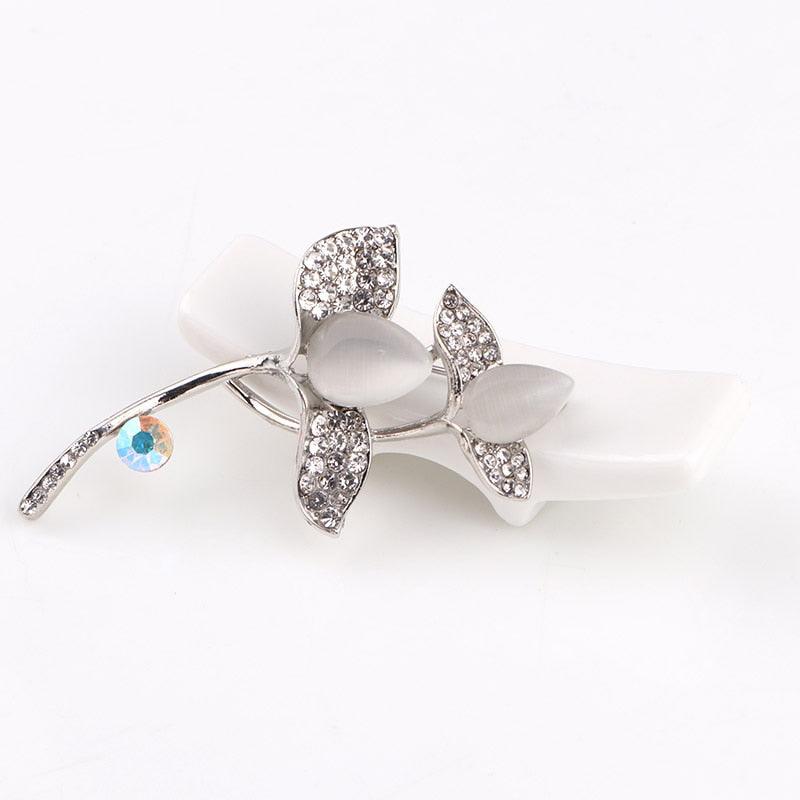 Elegant Women Brooches Lovely Luxury Crystal Butterfly Animal Insect Rhinestone Pins Beautiful Multi Style Gifts Women Girls Flower Rhinestone Flower Corsage Women's Party Jewelry