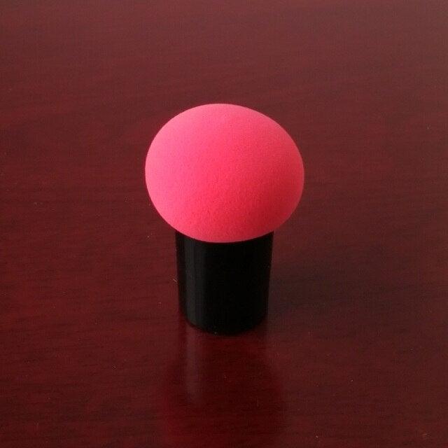 Elegant Womens Non-latex Makeup Sponge Mushroom Head Powder Liquid Dry And Wet Multifunction Makeup Brush Cosmetic Tool Storage Box - STEVVEX Beauty - 100, Beauty, Beauty Makeup, Cosmetic Tool Storage Box, Elegant Makeup Brush, Makeup Accessories, Makeup Brush, Makeup Brush Cosmetic, Makeup Brushes Tools, Makeup Face Sponges, Silicone Sponge Box, Stylish Makeup Sponge, Women Brushes, Womens Cleaning Sponge, Womens Cosmetic, Womens Makeup Brushes, Womens Makeup Sponges - Stevvex.com